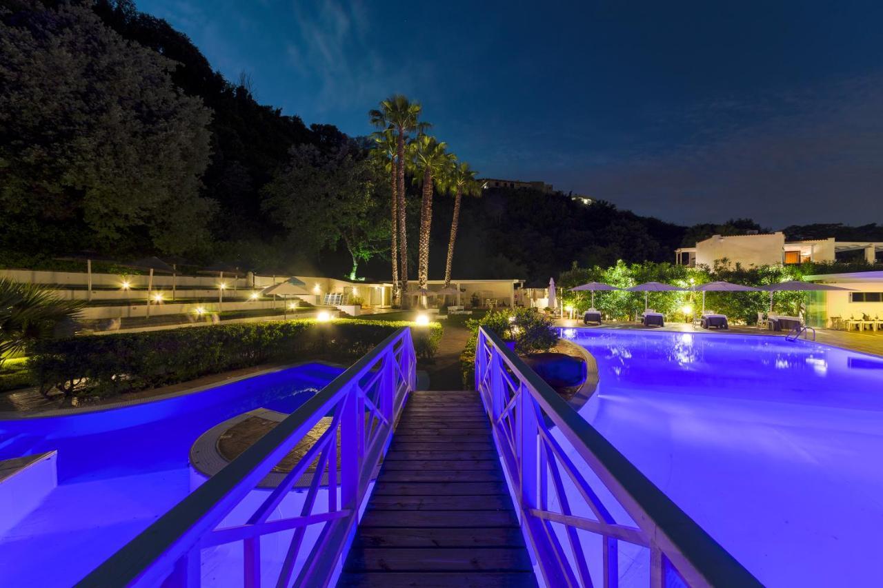 Agave Hotel يوتْسْوولْ المظهر الخارجي الصورة