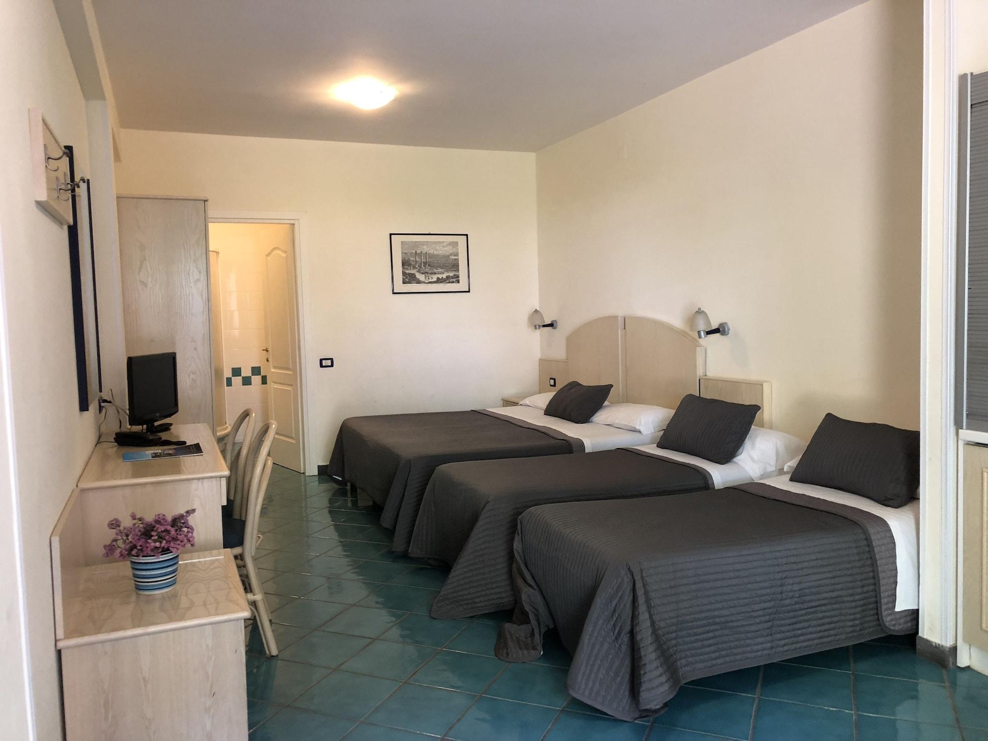 Agave Hotel يوتْسْوولْ المظهر الخارجي الصورة